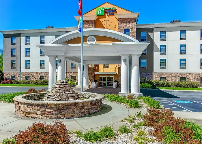 Holiday Inn Express & Suites Morristown By Ihg