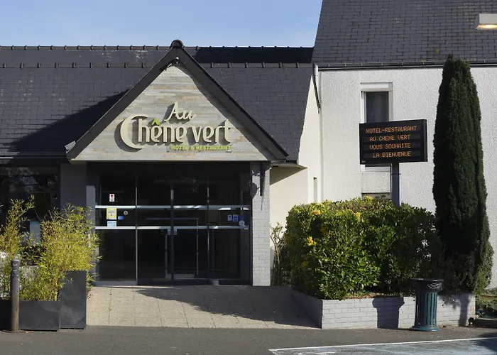 Logis Hotel Restaurant Au Chene Vert, Saint-Brieuc