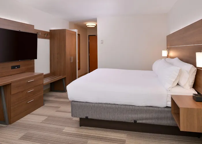 Holiday Inn Express Mineral Wells By Ihg