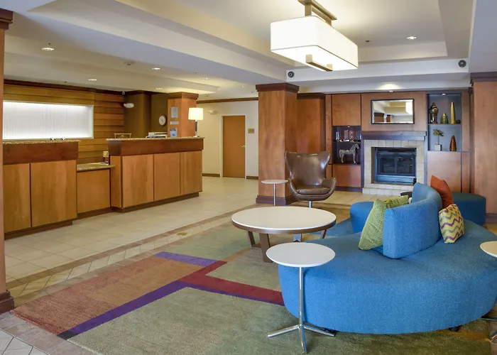 Fairfield Inn And Suites South Hill I-85