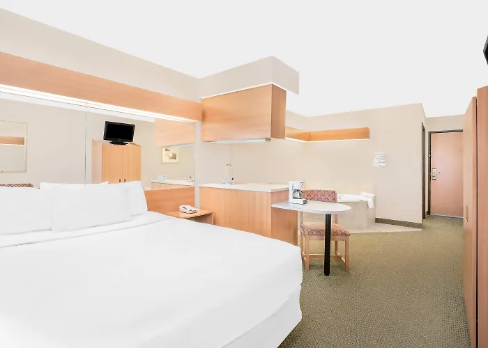 Microtel Inn & Suites By Wyndham Colfax