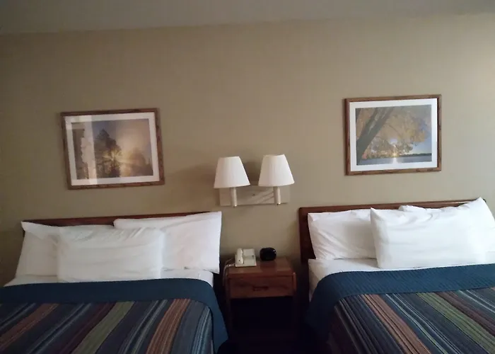 Cedarberry Inn