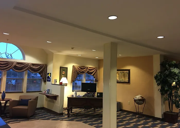 Microtel Inn & Suites By Wyndham Indianapolis Airport