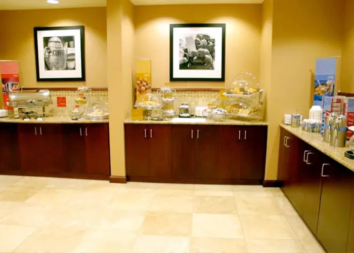 Hampton Inn Calera