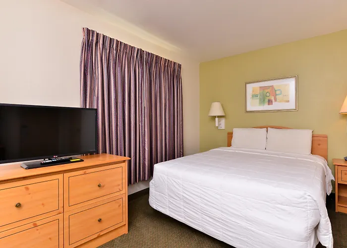 Americas Best Value Inn & Suites-Winnie