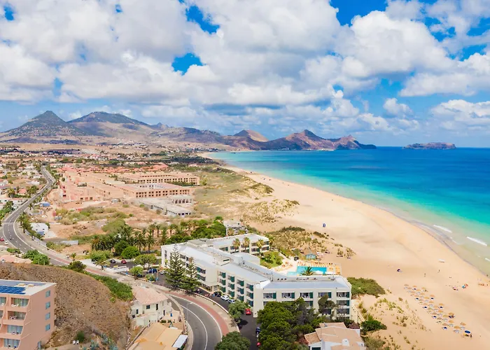 Vila Baleira Suites
