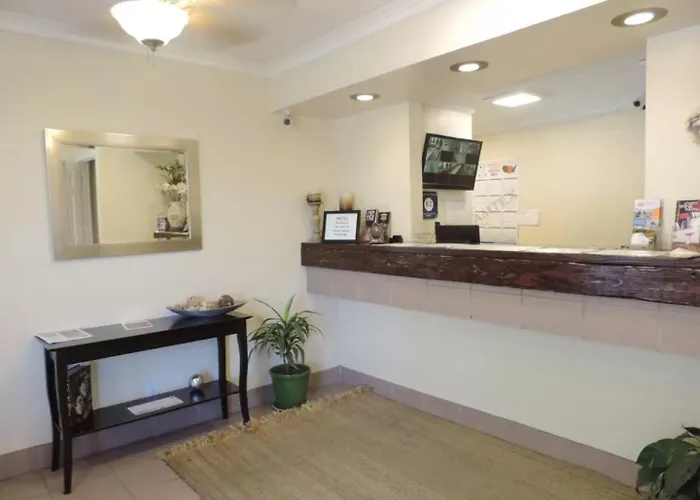 Lotus Of Lompoc - A Great Hospitality Inn