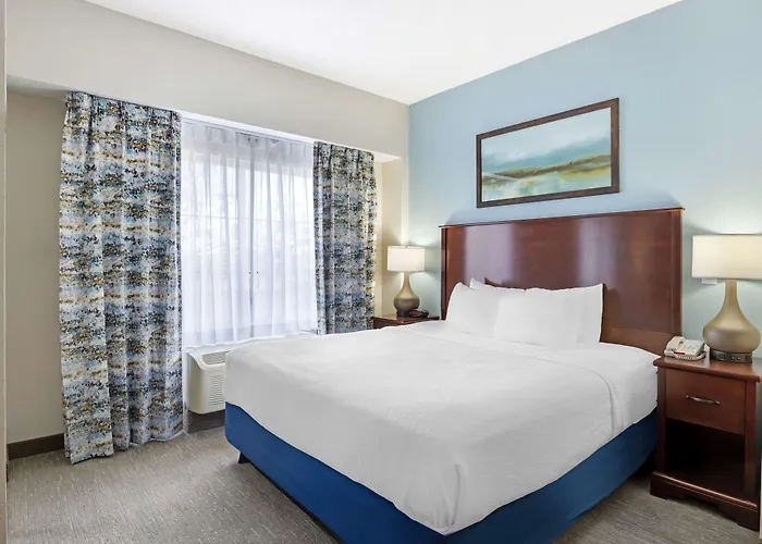 Best Western Plus Crossroads Inn & Suites