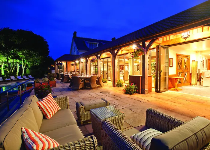 The Farmhouse Hotel And Restaurant