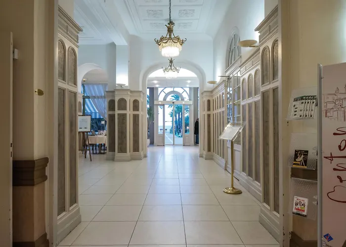 Hotel Vacances Bleues Royal Westminster