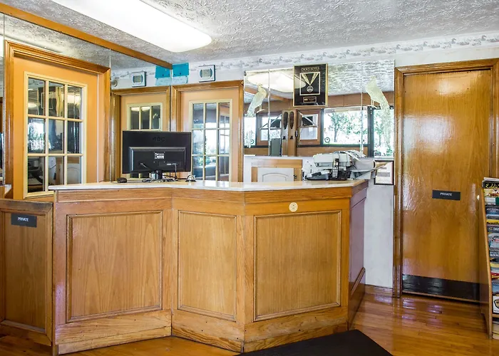 Rodeway Inn & Suites Branford - Guilford
