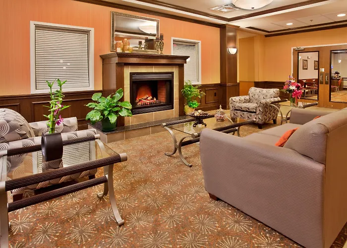 Holiday Inn Express Hotel & Suites Kansas City - Grandview By Ihg