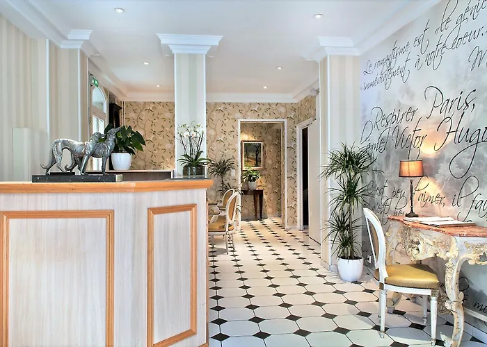 Hotel Romance Malesherbes By Patrick Hayat París