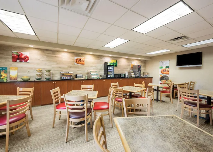 Quality Inn & Suites Fishkill South Near I-84