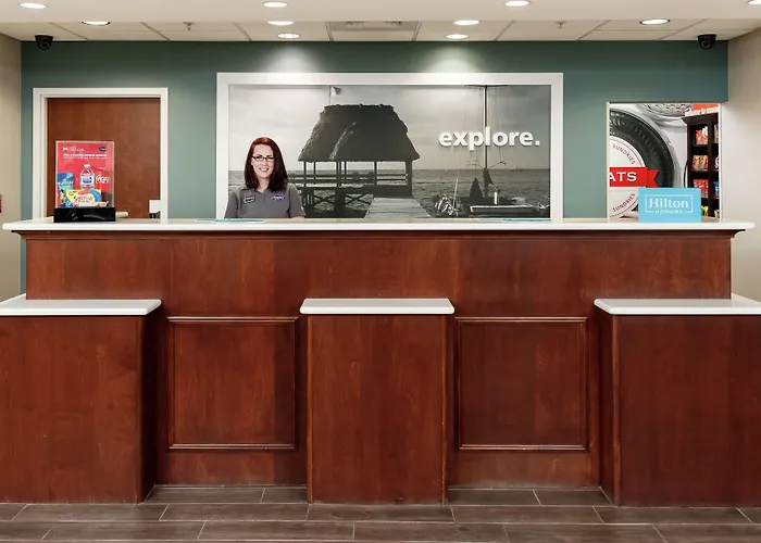 Hampton Inn & Suites Navarre