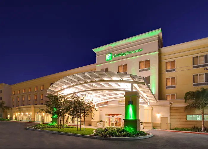 Holiday Inn & Suites Bakersfield By Ihg