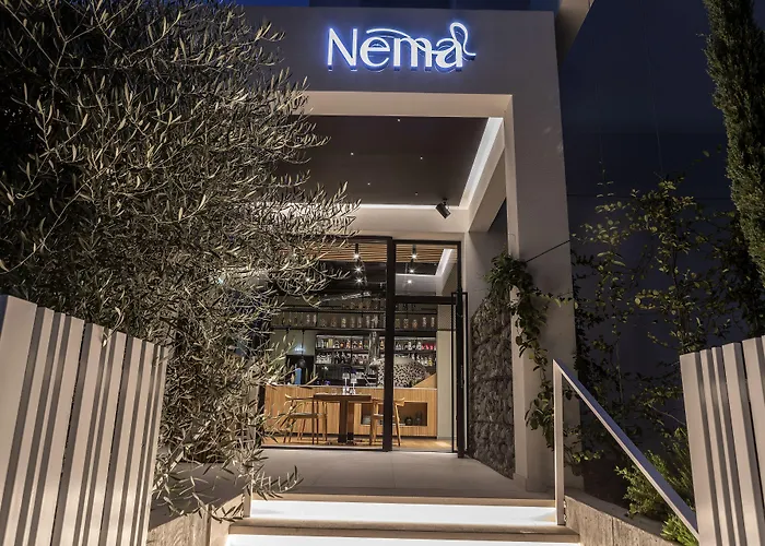 Anemi Hotel & Suites