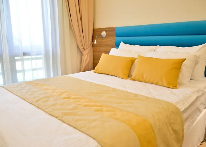 Hotel Capitolina City Chic