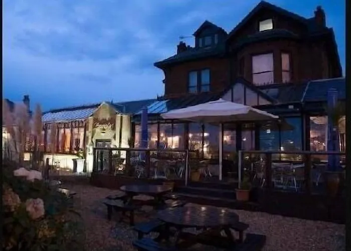 Lauriston Hotel