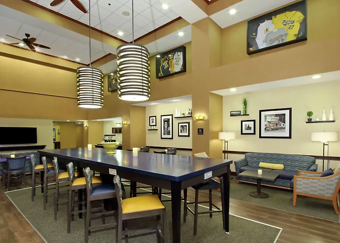 Hampton Inn & Suites Murray