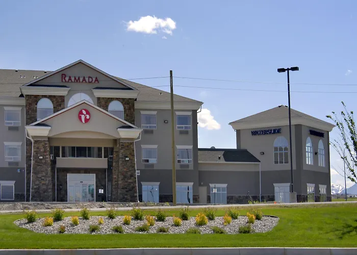 Ramada By Wyndham Pincher Creek
