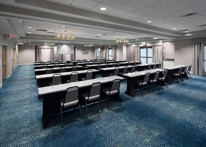 Homewood Suites By Hilton Newburgh-Stewart Airport