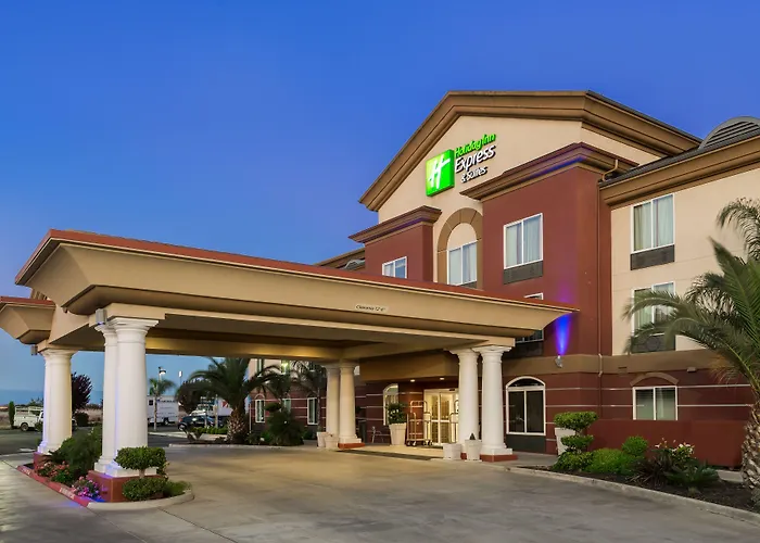 Holiday Inn Express & Suites Yosemite Park Area By Ihg