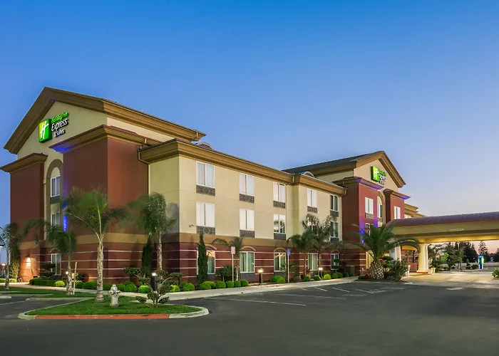 Holiday Inn Express & Suites Yosemite Park Area By Ihg
