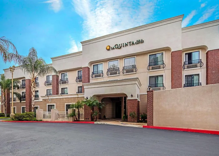 La Quinta By Wyndham Temecula Hotel