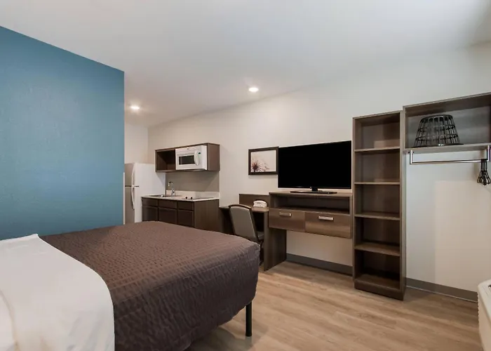 Woodspring Suites Tamarac