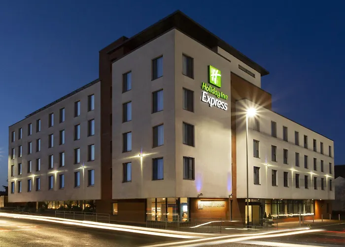Holiday Inn Express Cheltenham Town Centre By Ihg