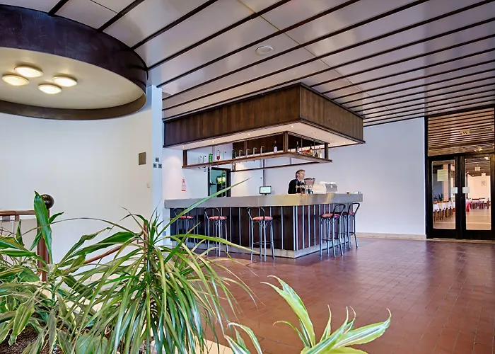 Hotel Issa