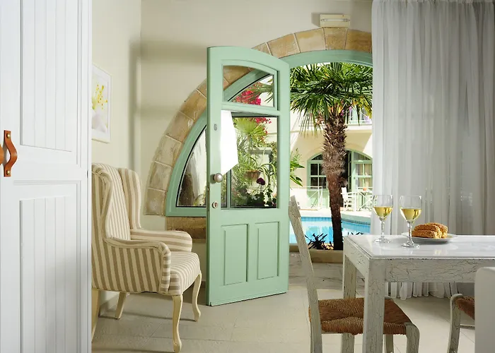 Mythos Suites Boutique Hotel