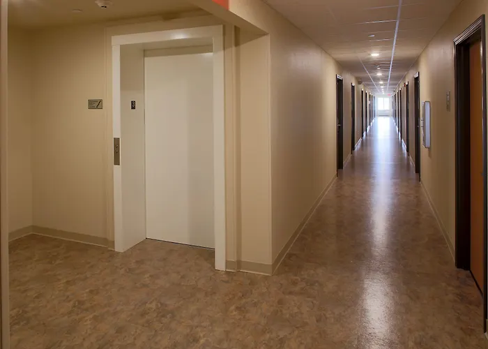 Woodspring Suites Conroe