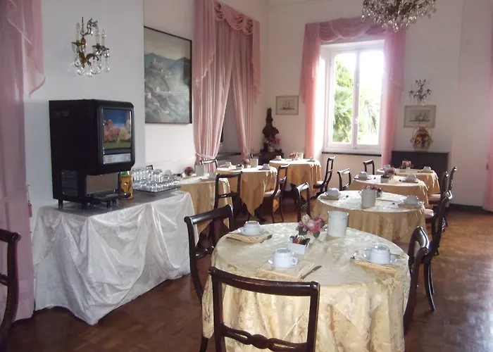 Hotel La Vela-Castello Il Rifugio
