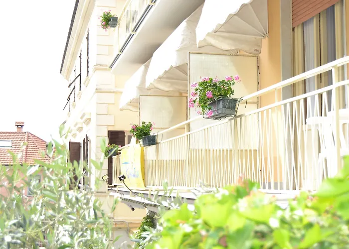 Hotel Eva La Romantica Moneglia