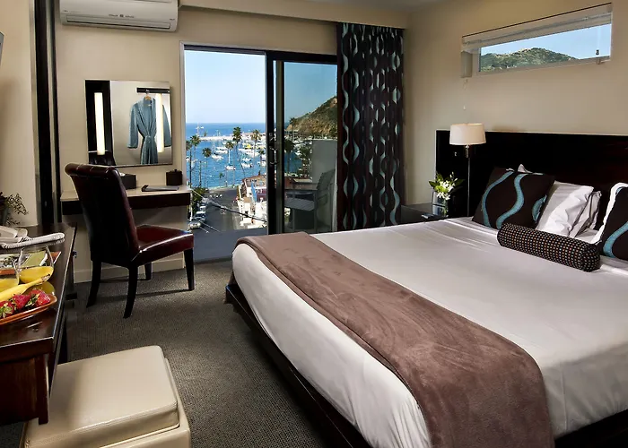 Aurora Hotel