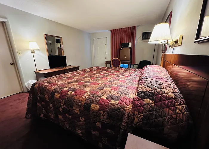 Pamola Motor Lodge