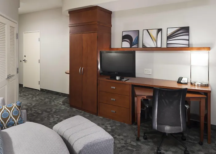 Courtyard By Marriott Franklin Cool Springs