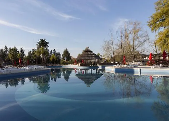 Howard Johnson Marinas & Resort