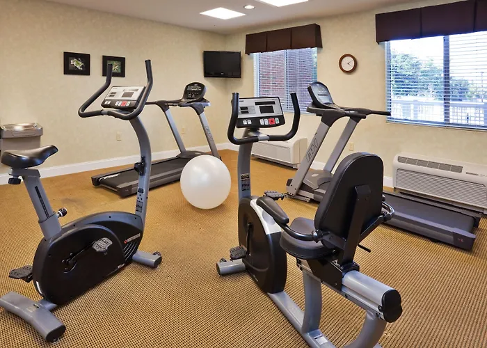 Holiday Inn Express & Suites Southern Pines-Pinehurst Area By Ihg