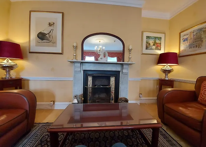 Rose In Vale Country House Hotel