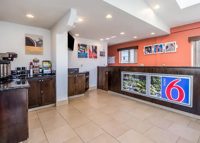 Motel 6-Astoria, OR