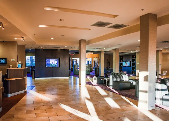 Courtyard By Marriott Norman