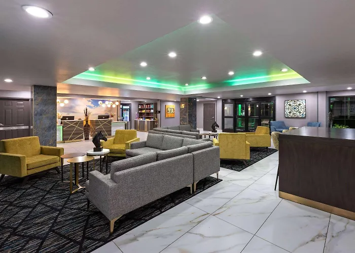 La Quinta By Wyndham Olathe