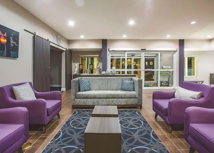 La Quinta By Wyndham Russellville