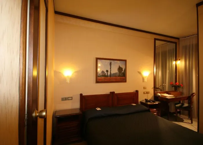 Hotel Italia City Center