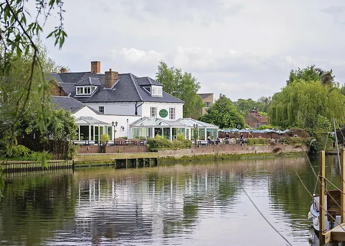 Waveney House Hotel