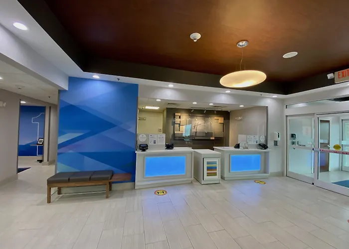 Holiday Inn Express Hotel & Suites Somerset Central By Ihg