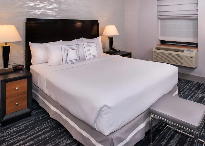 Fairfield Inn & Suites By Marriott New York Manhattan/Times Square South
